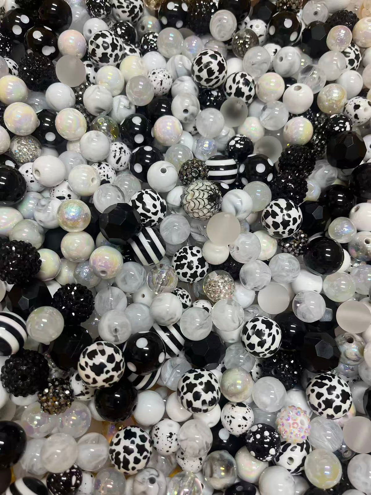 【For pen】black and white Acrylic beads BOGO